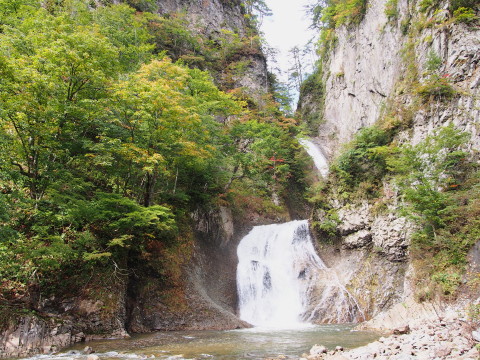 日本の滝100選「松見の滝」（十和田市）*2016.10.09_b0147224_2352948.jpg