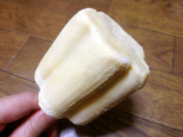北海道小豆使用あいすまんじゅう和栗＠丸永製菓_c0152767_21105735.jpg