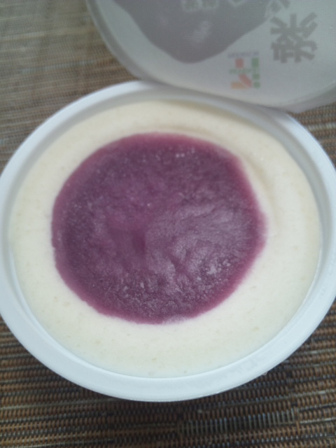 紫いもミルク氷_f0076001_20103128.jpg
