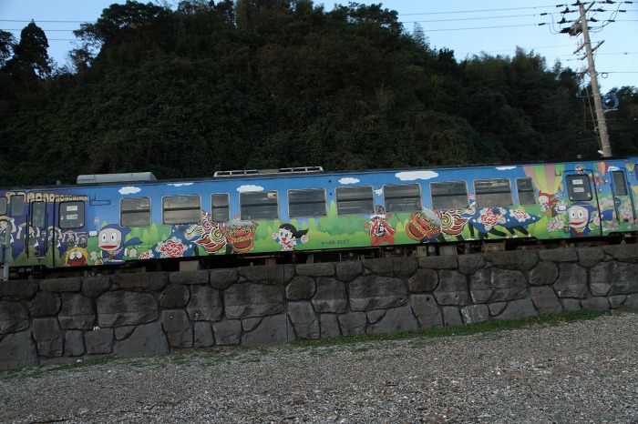 ラッピング電車_c0155950_20314479.jpg