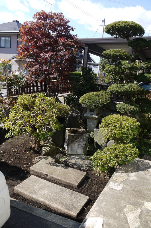 庭のリフォームを盛岡市仙北造園さんにお願いしました_a0123133_15544678.jpg