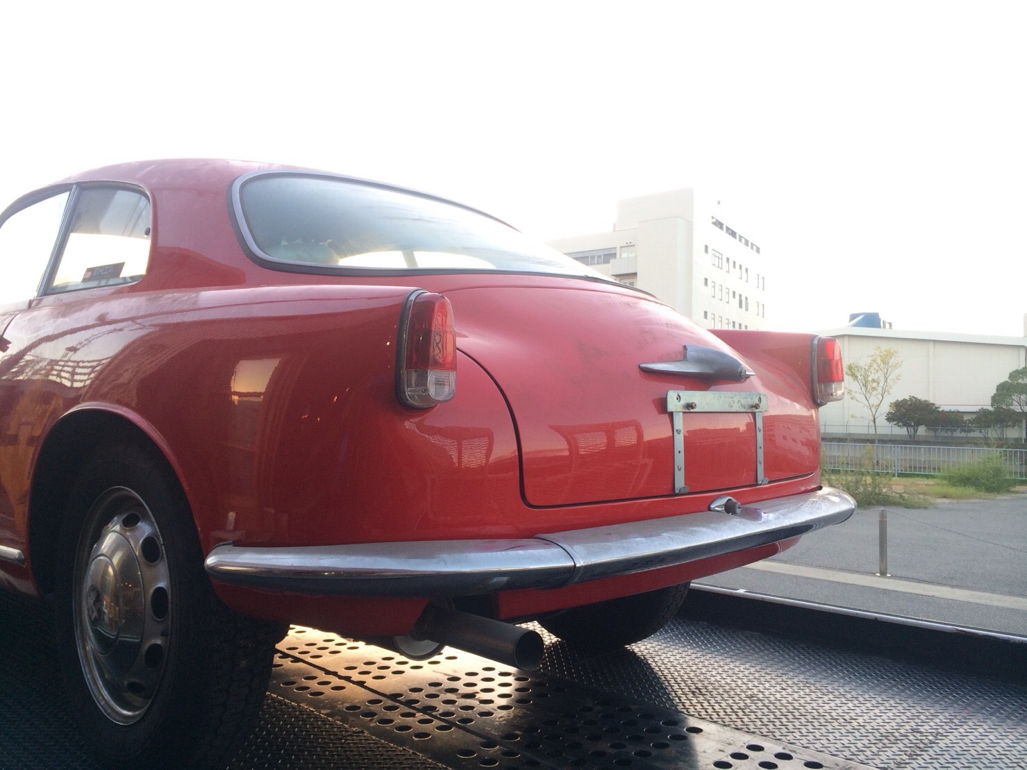 アルファロメオ ジュリエッタ スプリント 積載車に乗ってご来店_f0326751_14325547.jpeg