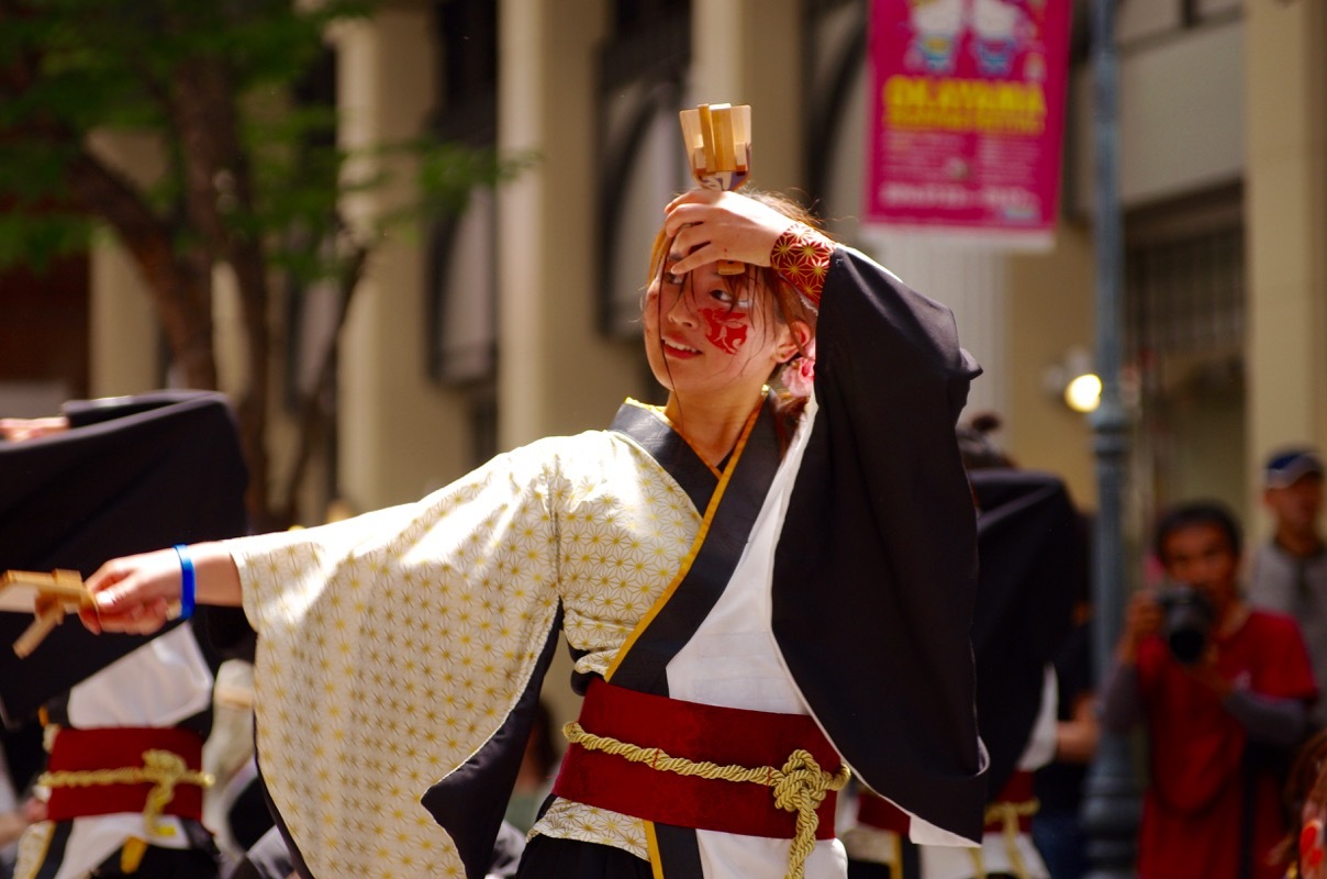 ２０１６岡山うらじゃ２日目その１３（有閑踊り子一座 飛舞人）_a0009554_21514229.jpg