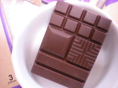 明治のチョコ_e0233190_2371617.jpg