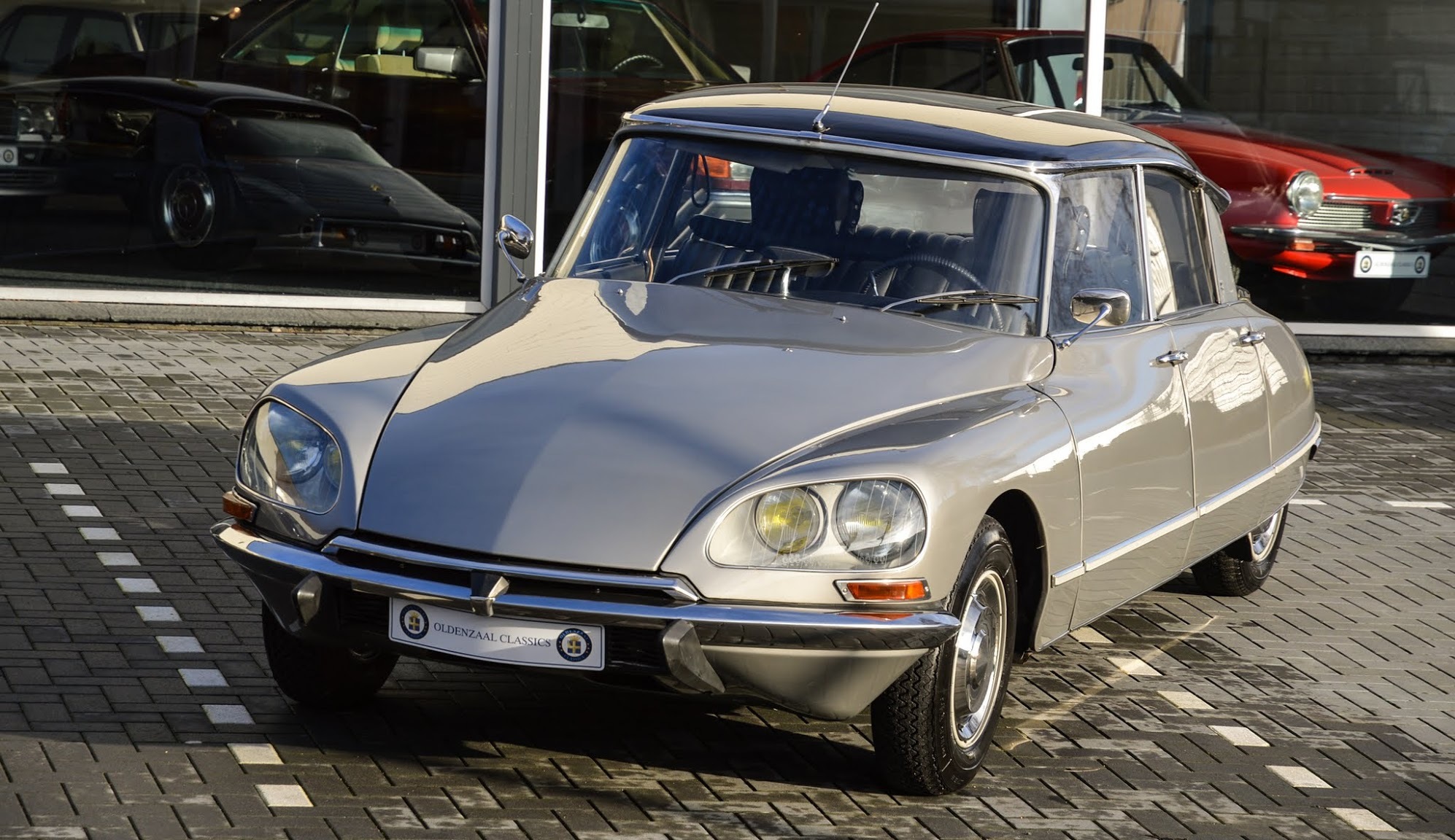 シトロエンds２１ Citroen Ds 21 H Pallas シトロエン新車中古車のジャベル Citroen Specialists Javel の新着販売車情報