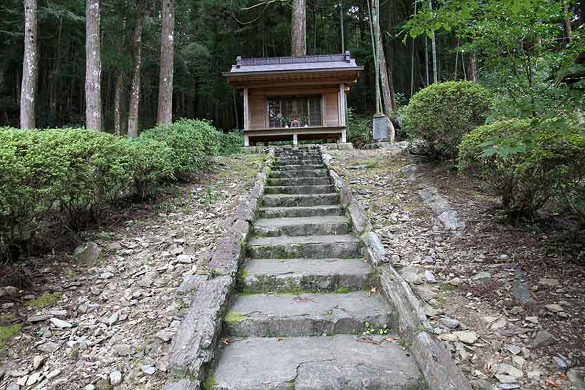 すえドンの阿波の神社ツアーNo.2-05♪上一宮大粟神社♪_d0058941_21273449.jpg