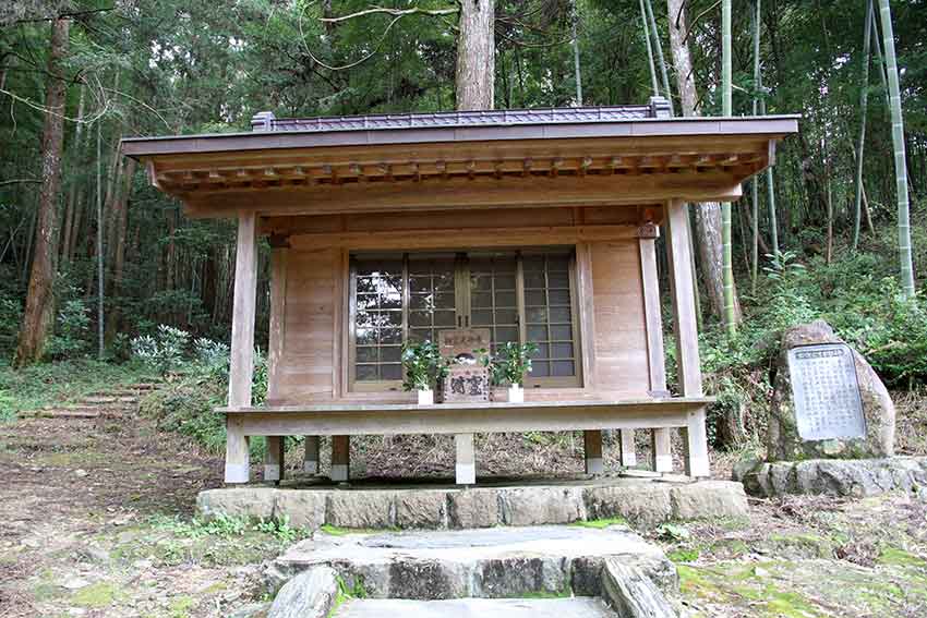 すえドンの阿波の神社ツアーNo.2-05♪上一宮大粟神社♪_d0058941_21275791.jpg