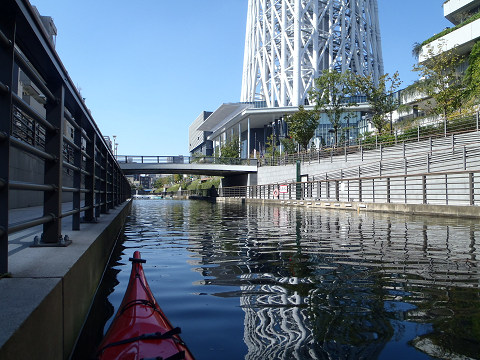 シーカヤックで東京スカイツリーツアー_b0074601_21393880.jpg