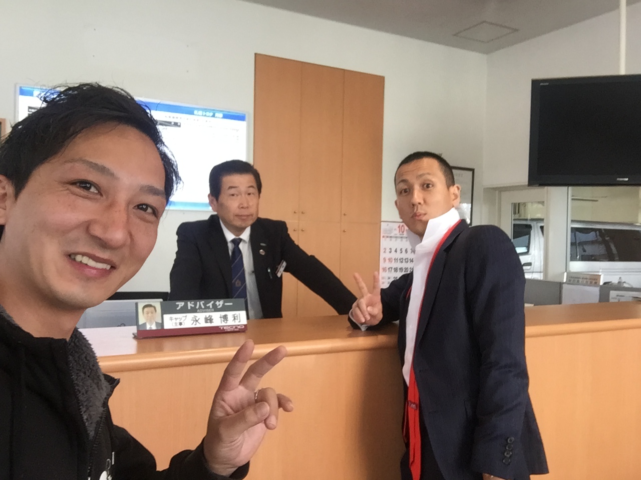 10月15日 土曜日 kenブログ ランクル ハマーアルファード_b0127002_19272244.jpg
