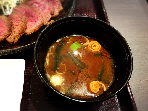 牛かつ新山 津店_e0292546_06290602.jpg