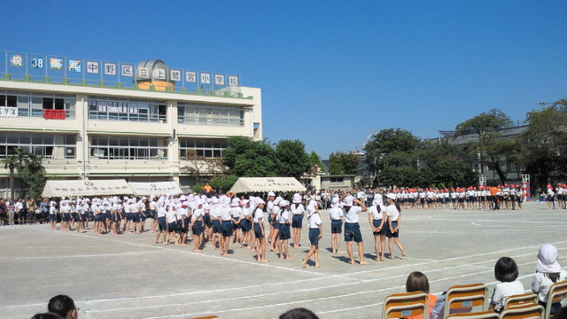 運動会 北川ふぅふぅの 赤鬼と青鬼のダンゴ 絵てがみのある暮らし