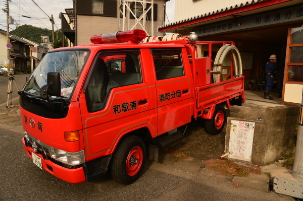 和歌山市消防団和歌浦分団　NHK和歌山の取材を受ける。_c0367107_11495946.jpg