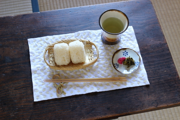 おにぎりアクションキャンペーンと、衣替え。_f0354014_14514861.jpg