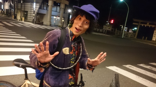 「カガラシュン物語り」_a0075684_0543785.jpg