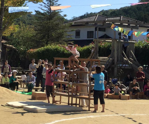 市内各地で秋の運動会やお祭り_e0068696_7381542.png