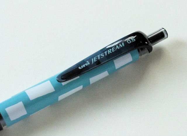 ジェットストリーム 3色ボールペン 後端ノック式 0．5mm