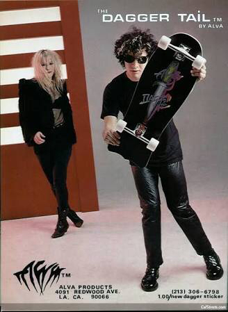 「 ALVA SKATES & SALAD DAYS 」_c0078333_00372824.jpg