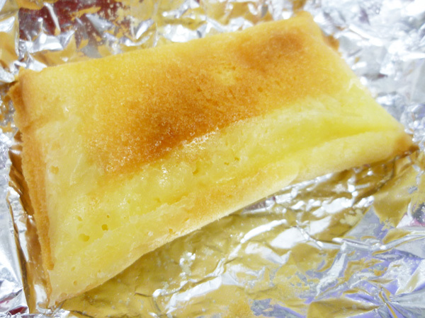 こしひかりケーキ_c0152767_22260961.jpg