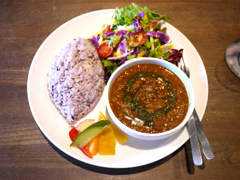 お肉のカレー 藤沢 グリーンマンゴー Green Mango ぶらり湘南