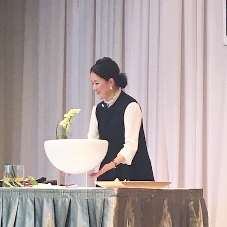 。。。　IKEBANA INTERNATIONAL KOBE 。。。_c0143243_11350541.jpg