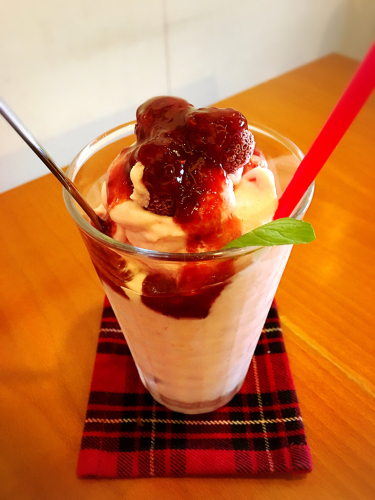 カフェ ルームビー_e0292546_06434477.jpg