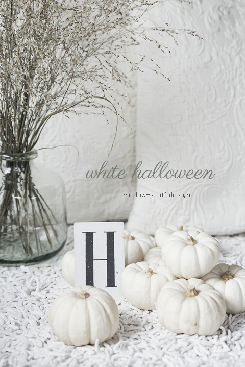 white halloween deco_d0124248_18492903.jpg