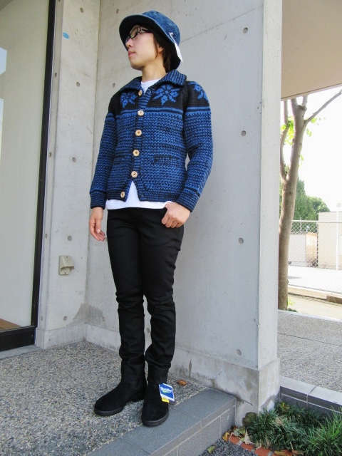 カラス色のBL DENIM ･･･ ThinFinn　DRY BLACK DENIM　By NUDIE JEANS_d0152280_5393676.jpg