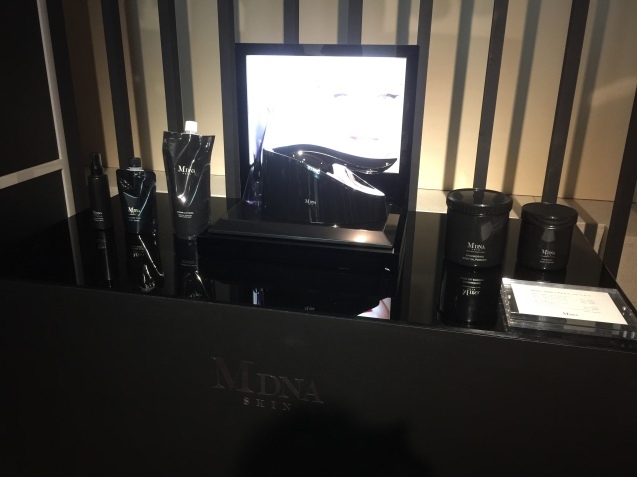 MDNA SKINスペシャルイベント☆_e0299906_19051470.jpg