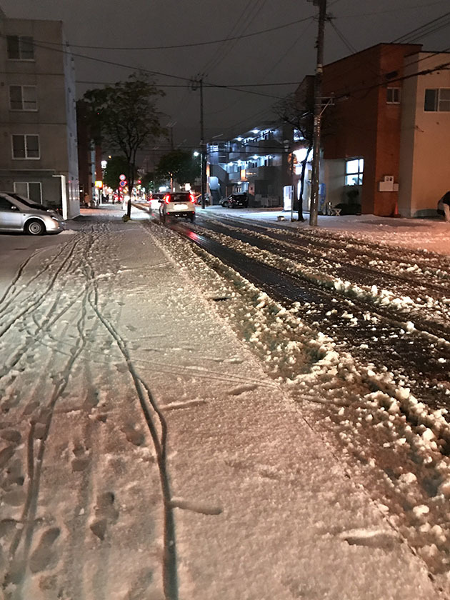 札幌は、もう初雪～_f0234423_21480942.jpg