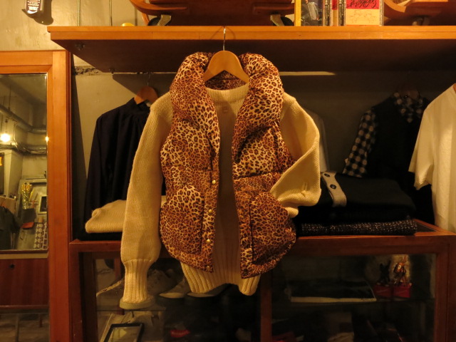 \"WOMAN\'S KNIT DOWN VEST LEOPARD PRINT #FAIR\"ってこんなこと。_c0140560_1019094.jpg