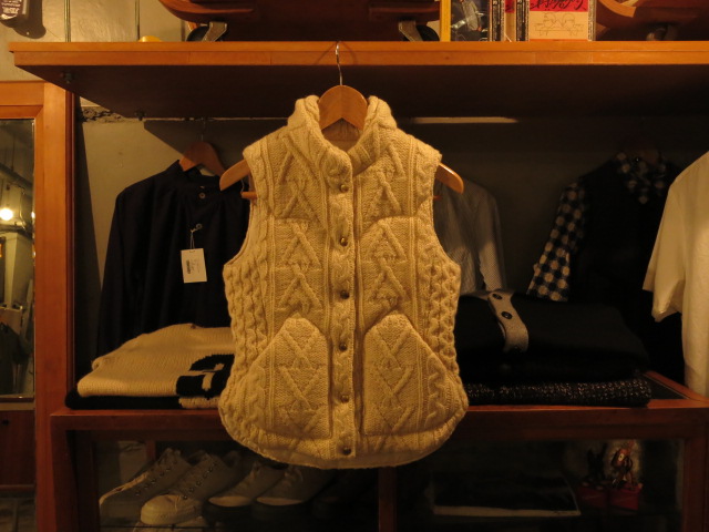 \"Rocky Mountain Featherbed WOMEN\'S KNIT DOWN VEST #FAIR\"ってこんなこと。_c0140560_9192689.jpg