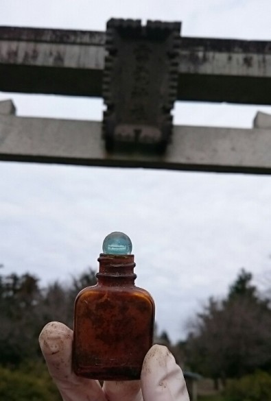 昔の瓶？途中経過の物 ボトルディギング…34 とBD…番外編2の撮り忘れ追加 : 足下