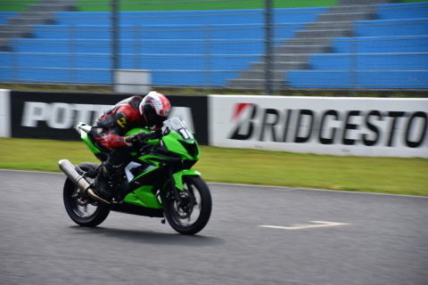 カワサキ ニンジャ 250SL レーサー 新レーサー NINJA250SL : ガレージ荻原荘の日記