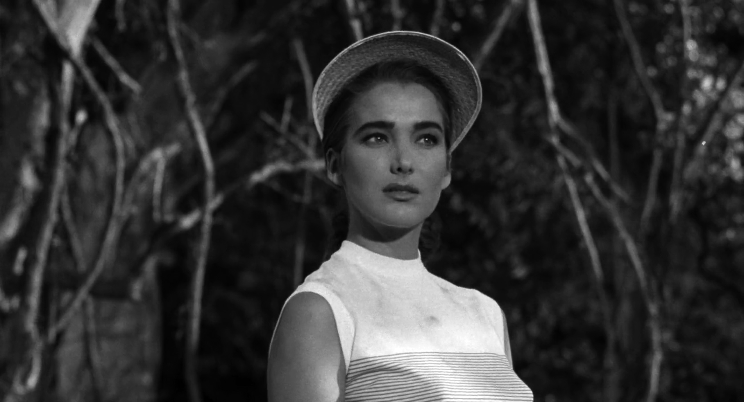 ジュリー・アダムス（Julie Adams）「大アマゾンの半魚人 」（1954）其の弐_e0042361_20373243.jpg