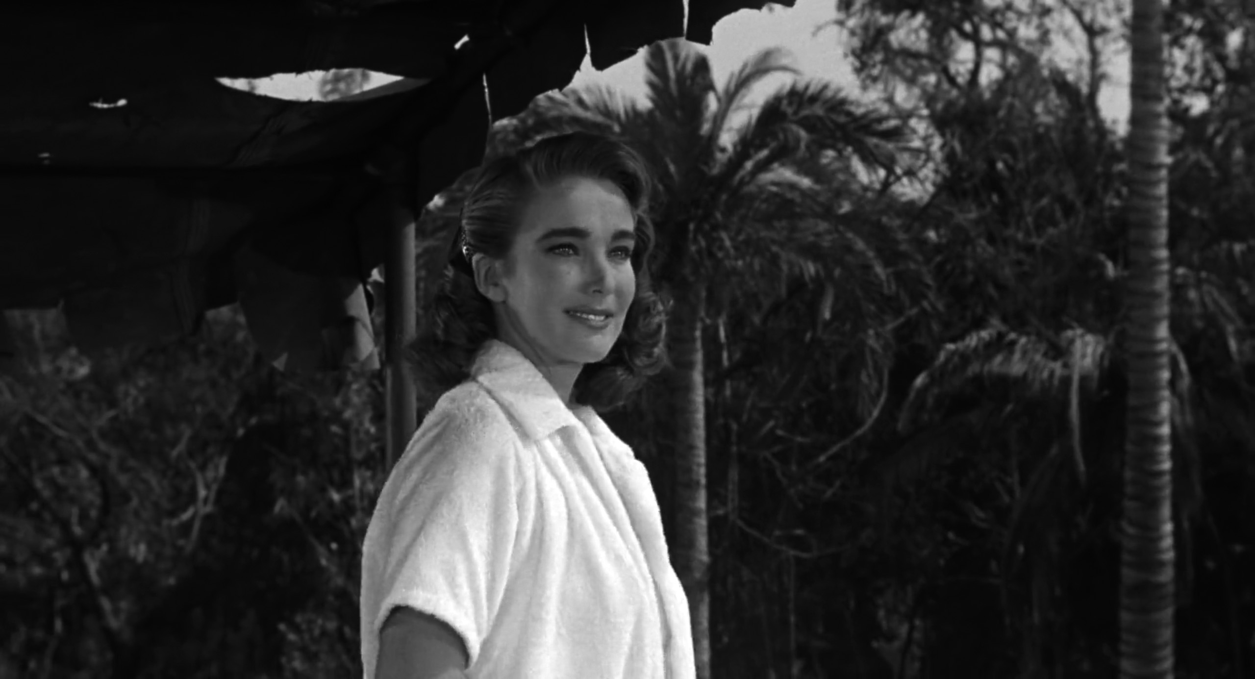 ジュリー・アダムス（Julie Adams）「大アマゾンの半魚人 」（1954）其の弐_e0042361_2054344.jpg