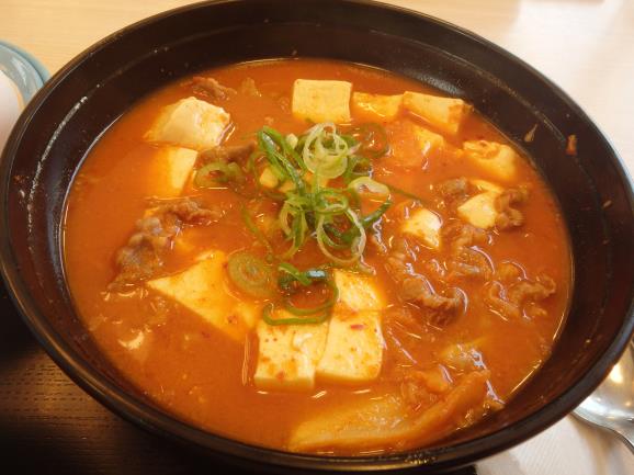 松屋の豆腐キムチチゲ膳 門真店_c0118393_1139031.jpg