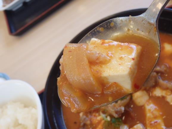 松屋の豆腐キムチチゲ膳 門真店_c0118393_1151367.jpg