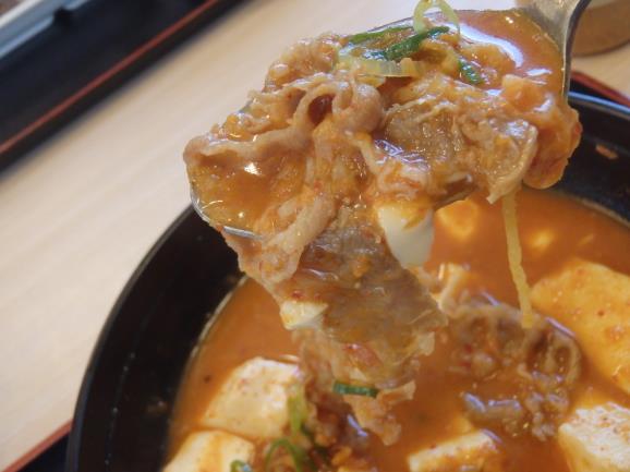 松屋の豆腐キムチチゲ膳 門真店_c0118393_1213773.jpg