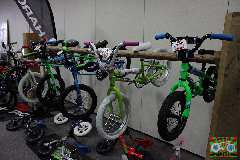 モトクロスインターナショナル 2017モデル 展示会 その3( HARO BIKES )_e0126901_08463183.jpg