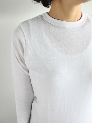 n100 エヌワンハンドレッド　柔らかい質感のクルーネックTシャツ_b0139281_1749184.jpg