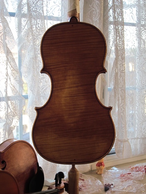 Guarneri del Gesù 1744 \"Cariplo\"_d0040395_1620438.jpg