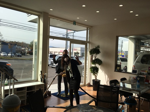 10月25日(火) 火曜日の本店はオールスターblog★ タイヤ交換お任せください♫TOMMY_b0127002_1738893.jpg