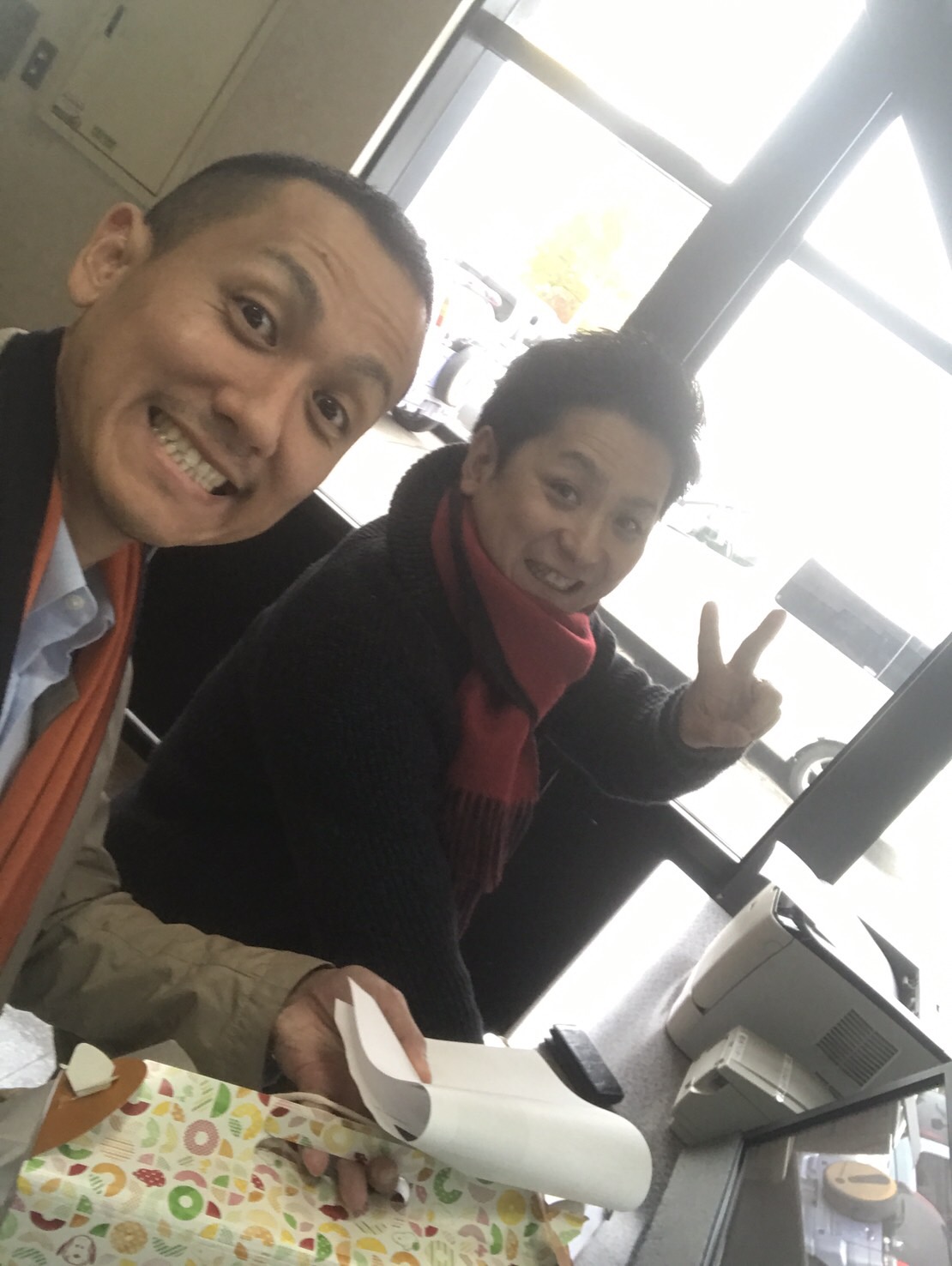 10月25日(火) 火曜日の本店はオールスターblog★ タイヤ交換お任せください♫TOMMY_b0127002_1816712.jpg