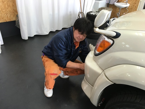 10月25日(火) 火曜日の本店はオールスターblog★ タイヤ交換お任せください♫TOMMY_b0127002_21294310.jpg
