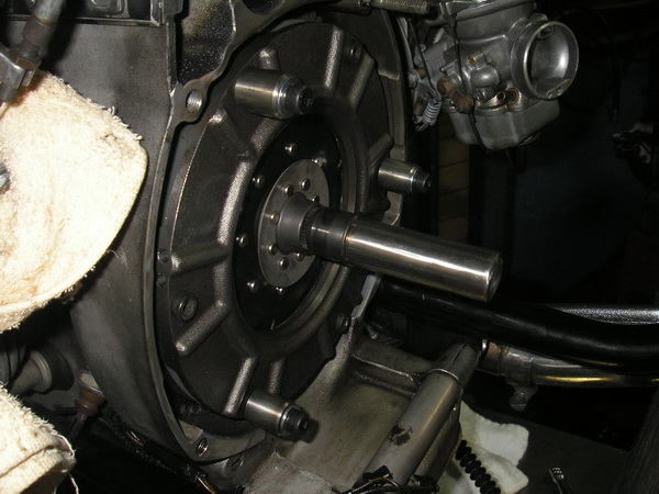 BMW R75/6 ミッション編~クラッチ編へ_e0218639_10402487.jpg
