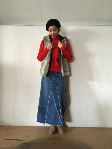 カッコ良いdenimスカート_e0357389_16015417.jpg