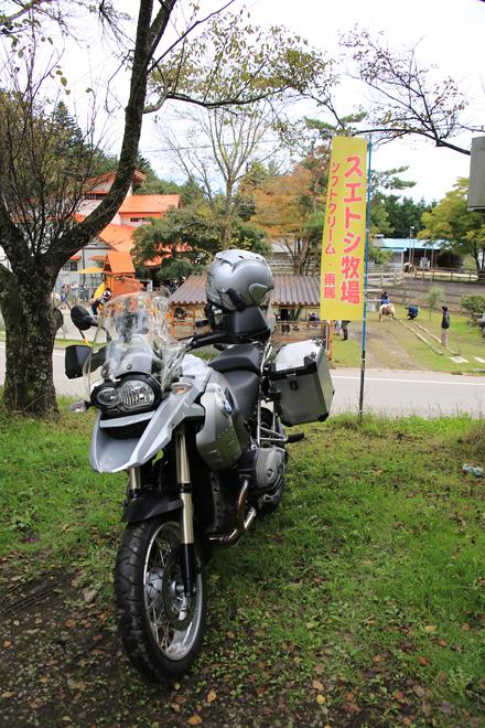 ミニチュアホースの えだまめ に会いに♪_f0179404_22593450.jpg