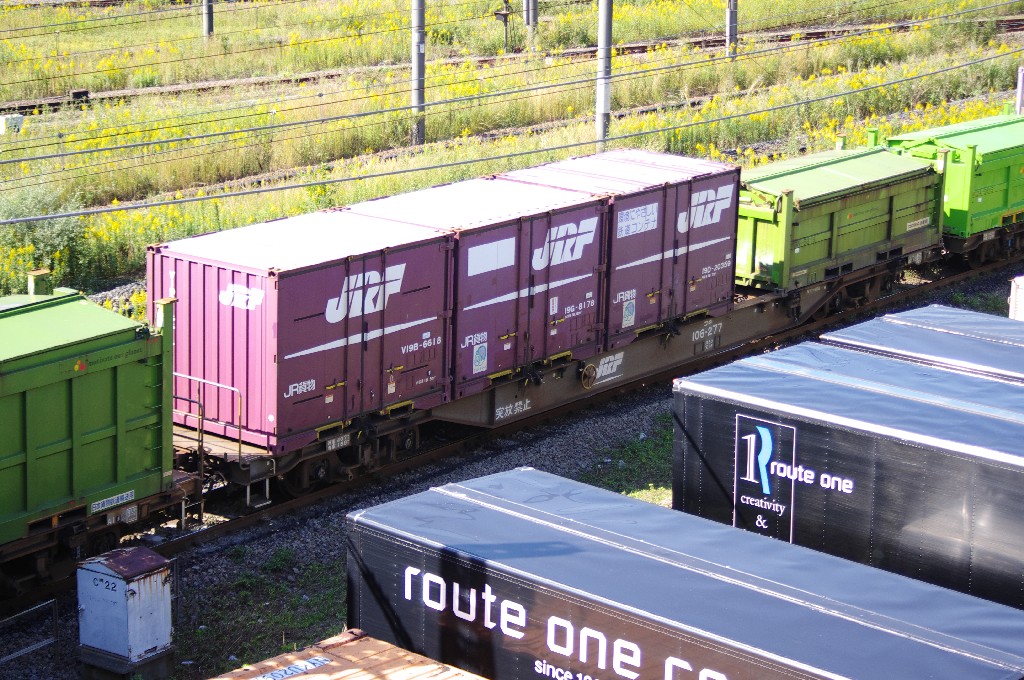 f0203926_2252370.jpg