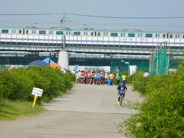 おにゃじ〝秋 TAMA ハーフマラソン at FUTAGOBASHI”を走る part1_b0166128_10263183.jpg