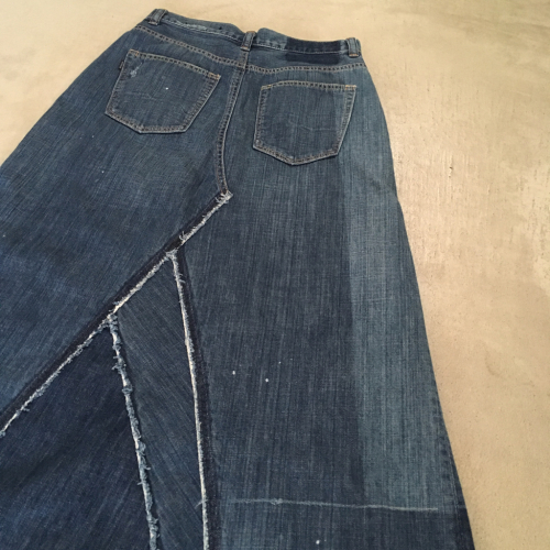 カッコ良いdenimスカート_e0357389_13245252.jpg